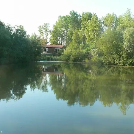 Au Fil De L'eau Pont-Arcy