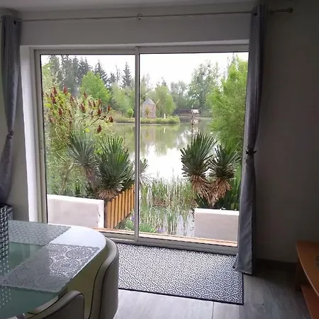 Au Fil De L'eau Pont-Arcy