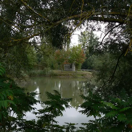Au Fil De L'eau Pont-Arcy
